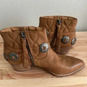 Bota Western Dolce Vita Skye Talla 5- - Imagen 1 de 7