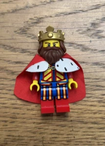 LEGO Classic King Minifigure Series 13 Missing Sword - Picture 1 of 3