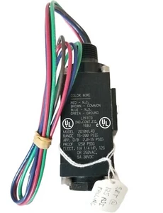 Pressure Switch PSI Model 2G10N1.43 New Color Wire Range 15-200 PSIG 15BJ - Picture 1 of 12