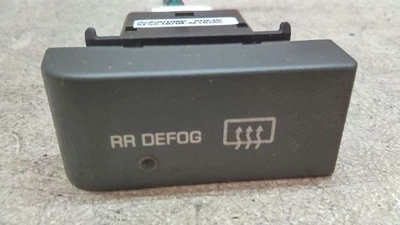 Interruptor de descongelación trasero compatible con Nissan Quest B16-183208 1999 2000 2001 2002 Foto 1 de 4