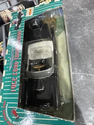Gearbox Pedal Car Company 1:18 Scale 1956 Ford Thunderbird Diecast Car Bank - Image 1 of 4