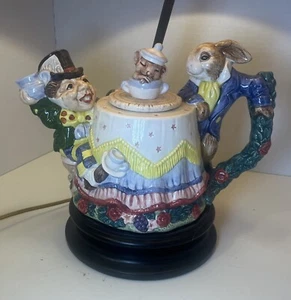 Flitz & Floyd Hand Painted Mad Hatter Table Lamp Allison In Wonderland - Picture 1 of 9