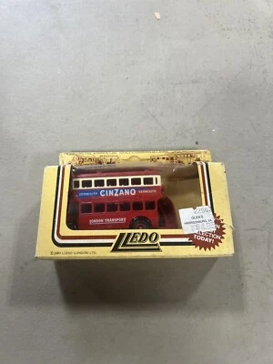 LLEDO Days Gone London Transport Bus Diecast Collectible B19 - Image 1 of 2