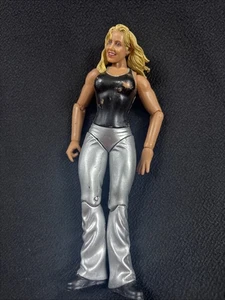 2001 Jakks Pacific Titan Tron Live WWE Trish Stratus Modellino 6,25" (A) - Foto 1 di 7