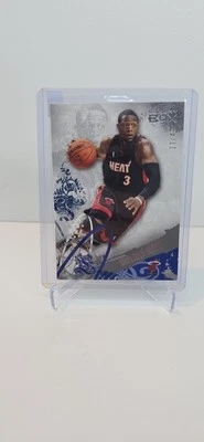 2006-07 Topps Luxury Box Blue #10 Dwyane Wade /49 - Image 1 of 2