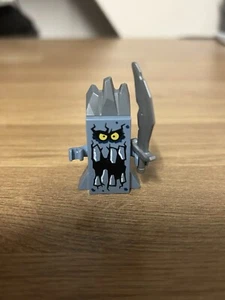 LEGO Brickster Minifigure From The Stone Colossus of Ultimate Destruction 70356 - Picture 1 of 2