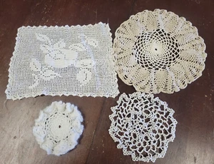 Vintage Handmade Crochet Beige &White Floral Doilies Set Of 4 - Picture 1 of 4