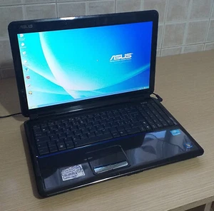 Notebook Asus K50C Windows XP Pro (Intel Celeron 220)(2GB DDR2)(120 GB)(15.6') - Foto 1 di 12
