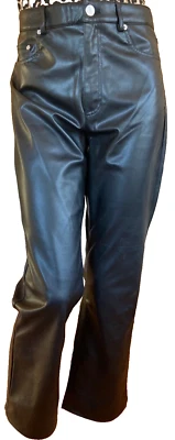 Bootcut Hose aus Kunstleder mit Nieten Zara Größe L Schwarz - Bild 1 von 4