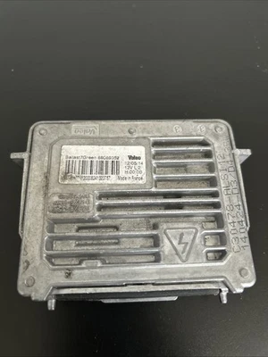 Подлинная балластная ксеноновая фара 2014-2022 Valeo Jeep Grand Cherokee 89089352 - Изображение 1 из 2