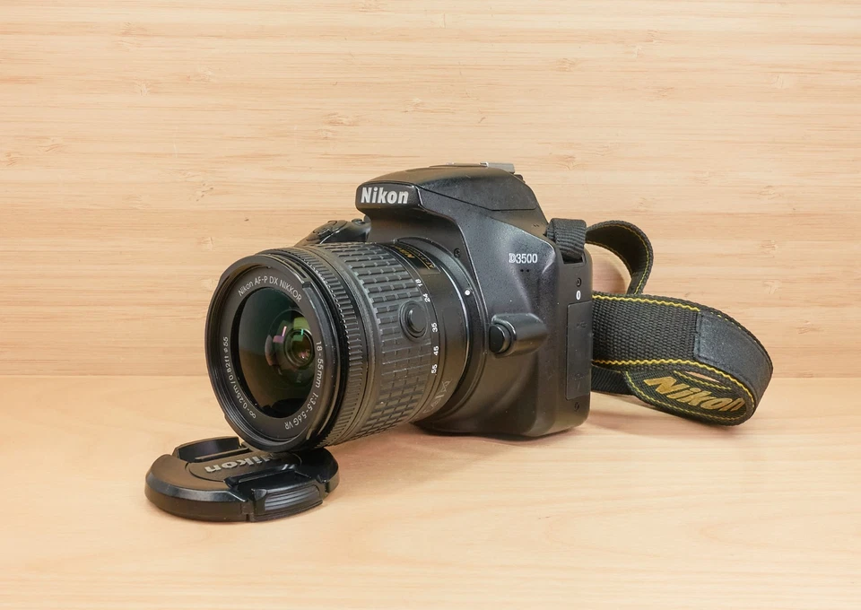 Nikon D3500 24.2MP DSLR Camera / With AF-P DX NIKKOR 18–55mm f/3.5–5.6G VR Lens - Image 1 of 4