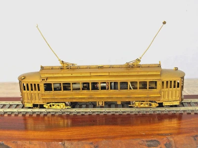 Tranvía de latón H O modelo Orion Japón C1975 con postes de carro móviles Foto 1 de 4