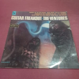 THE VENTURES - Guitar Freakout (1967) - 12" Vinyl Record LP - VG+ - Picture 1 of 4