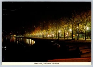 Penticton, Okanagan Lake, British Columbia, Night, 1975 Postcard, Slogan Cancel - Foto 1 di 2