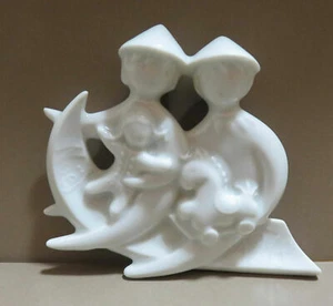 Vintage 1978 HAVILAND Porcelain  Sledding Angel Christmas Ornament France  JP - Picture 1 of 4