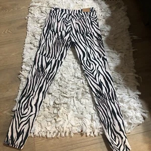 Vintage Giamba Paris Slim Jeans mit Zebra Print und Knöchelreißverschlüssen / Gr. 38. - Bild 1 von 12