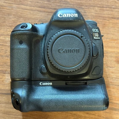 Canon EOS 5d Mark IV + Battery Grip - Photo 1/4