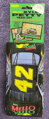 1992 Traks MELLO YELLO - KYLE PETTY - 25 HIGH GLOSS CARD - TEAM SET #7256 - Image 1 of 4