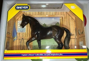 Breyer Classics 612 Hanoverian Horse Dark Bay New Sealed - Picture 1 of 9