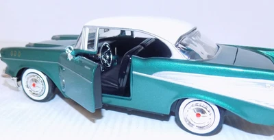 Motormax 1:24 American Classic 1957 Chevrolet Bel Air Coupe 73228 Diecast Car - Image 1 of 4