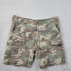 Wrangler Shorts Mens 40x10 Green Beige Camo Stretch Cargo Pockets Ripstop - Picture 1 of 12