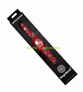 Disney Parks 2024 Christmas Train Mickey Magic Band Plus + Ltd Release Unlinked - Picture 1 of 4