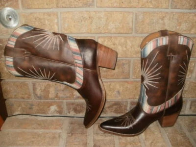 NEW NOCONA CONCHITA BROWN SERAPE WESTERN BOOT LADYS 10 M /ME1924 MSRP $140 - Image 1 of 4