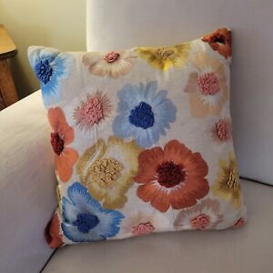 PIER 1 IMPORTS Floral Throw Pillow-MutiColor Embroidered Applique 15" Boho