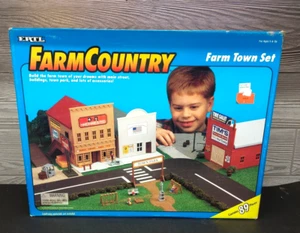 ERTL Farm Country #4299 Farm Town Set Park, Hardware & Feed, Post Office, Garage - Picture 1 of 6