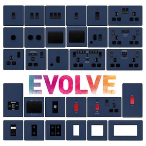BG Evolve mattblau schraubenlose Schalter & Steckdosen schwarz Einsätze Full Range - Bild 1 von 35