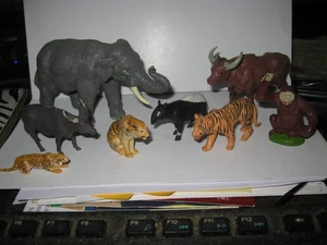 BRITAINS England Vintage Plastik Zoo Tiere 8 SÜDOSTASIATISCH - Bild 1 von 15