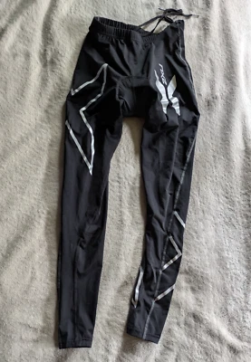 2XU Padded Cycling Black Pants Tights Womens Medium M - Image 1 of 4