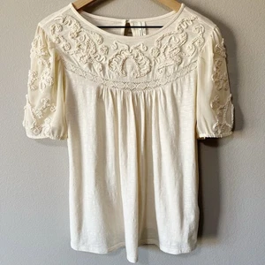 By Anthropologie Delilah gerafftes Top elfenbein Größe Small Puffärmel kokett - Bild 1 von 8