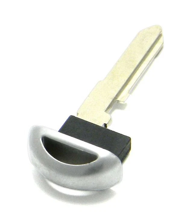 Genuine Toyota/Scion Key Blank IA Yaris IA 69515-WB001 - Image 1 of 1