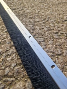 3ft Door Aluminium Brush Draught Excluder Strip Doors Bottom Of The Door - Picture 1 of 4