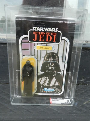 Tarjeta sin perforar Star Wars 1983 ROTJ Darth Vader figura de acción AFA 80 ¡LEER POR FAVOR! Foto 1 de 4