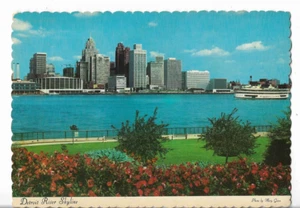 Postal de colección - River Skyline - Detroit, Michigan - Imagen 1 de 2
