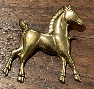 Horse Foal Pin Brooch Gold Tone - Picture 1 of 4