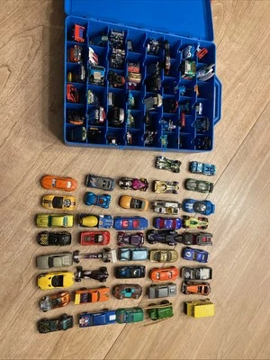Hot Wheels Matchbox Maisto Vintage Lot Of 80 Collectible Cars Trucks W/ Case - Image 1 of 4