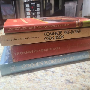 Vintage Books Cooking Country Living Dictionary World Atlas Lot - Bild 1 von 6