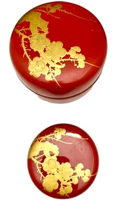 DOS LACAS ROJAS NATSUME CEREMONIA DEL TÉ JAPONÉS con FLORES DE SAKURA DORADAS c1980 en muy buena condición - Imagen 1 de 10