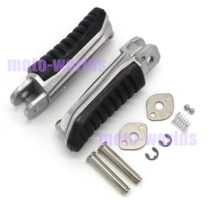 Rear Footrest Foot Pegs for Suzuki RF900 1994-1998/ GSXR1100 1989-98 43610-40C00 - Picture 1 of 7