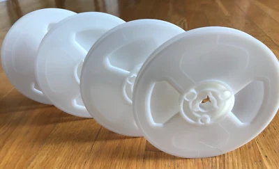 SUPER-8 200 ft. White Plastic Movie Film Reels - 4-Reel Pack BRAND NEW Super 8mm Foto 1 de 4
