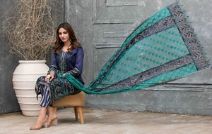 TAWAKKAL  MAHPARA  Aari Embroidered Collection 3 PIECE SUIT READY TO WEAR 