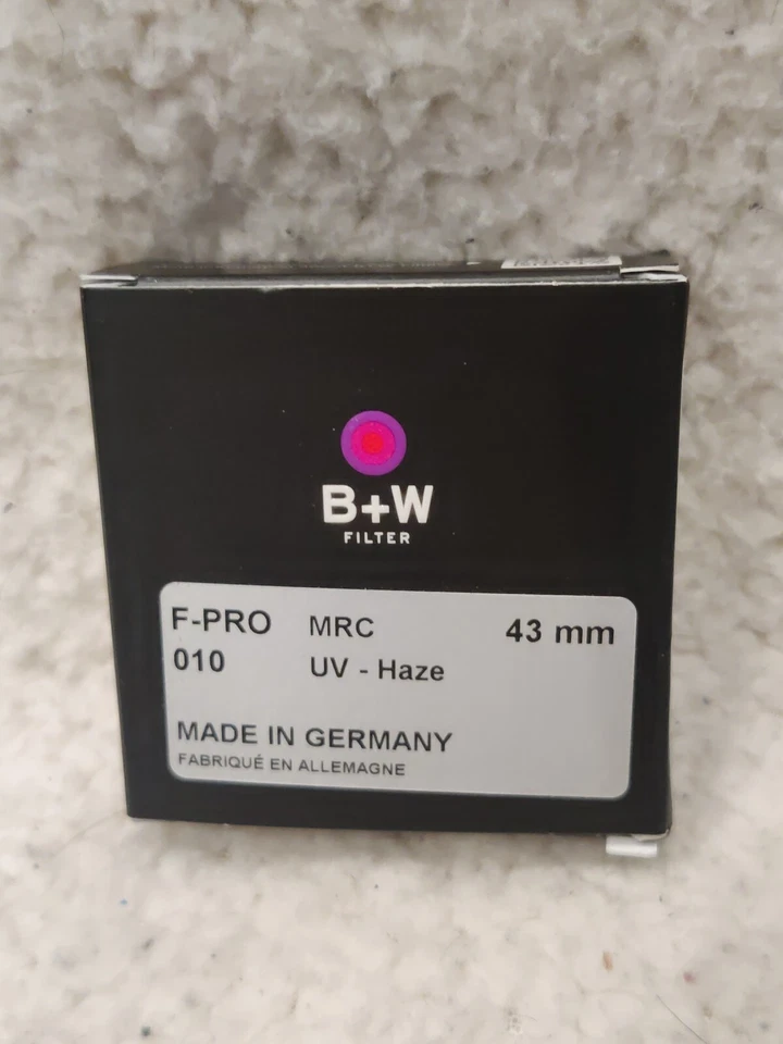 B+W 010M 43mm Ultraviolet UV Haze Filter Multi-Resistant Coating (66-023185) New - Image 1 of 3