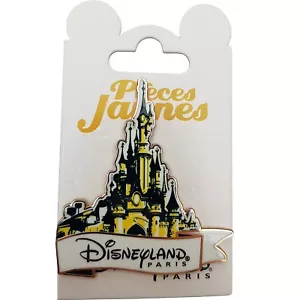 Disneyland Paris Pieces Jaunes Castle Pin Trading Badge 2024 Disney Parks gelb - Bild 1 von 7