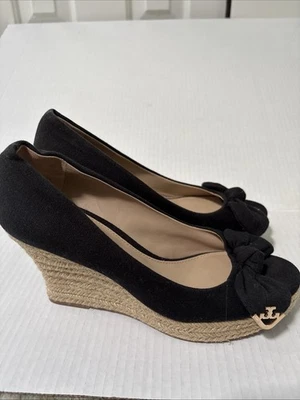 TORY BURCH DORY 85 NEGRO LONA ARCO ORO PLATAFORMA REVA ALPARGATA CUÑAS 7 USADO EN EXCELENTE ESTADO Foto 1 de 4