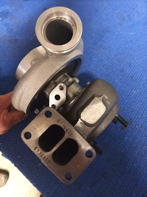 Turbolader, für MAN L2000 / M 2000 L, Hersteller: HOLSET,  OE-Nr.:  3592007,   - Bild 1 von 4