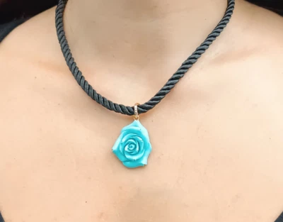 collana donna con pendente rosa rossa in pasta di turchese girocollo argento 925 - Immagine 1 di 4