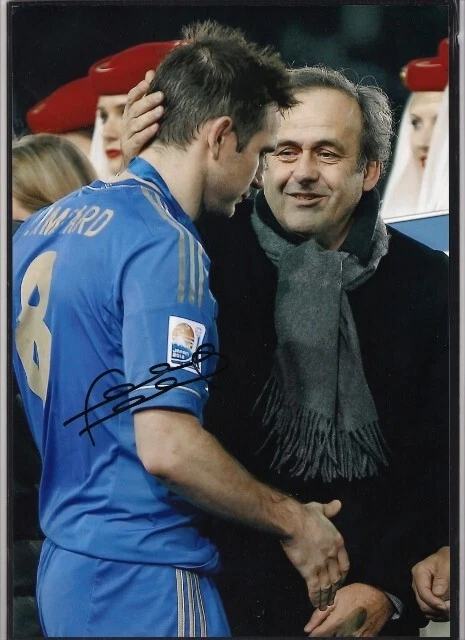 FRANK LAMPARD SIGNED CHELSEA 12 X 8 PHOTO - Image 1 of 1